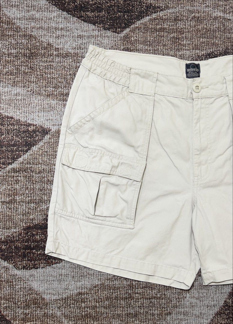RedHead Cargo Shorts (Category: Shorts) located in Rizal. Submitted by ithriftph_ (Listing ID 1469508390, Image 2). Description: 🔻 Details 🔻 RedHead Cargo Shorts Off white colorway 6 pockets Waistline: 38" Length: 18.5" Leg hole: 13" Color rate: 9/10 Condition: 9/10 No issue Price: 400 pesos Reminders: Color may vary due to lighting and your screen resolution. Note: Ready to wear (already washed) Mode of Payment: 📌 Gcash 📌 Maribank.