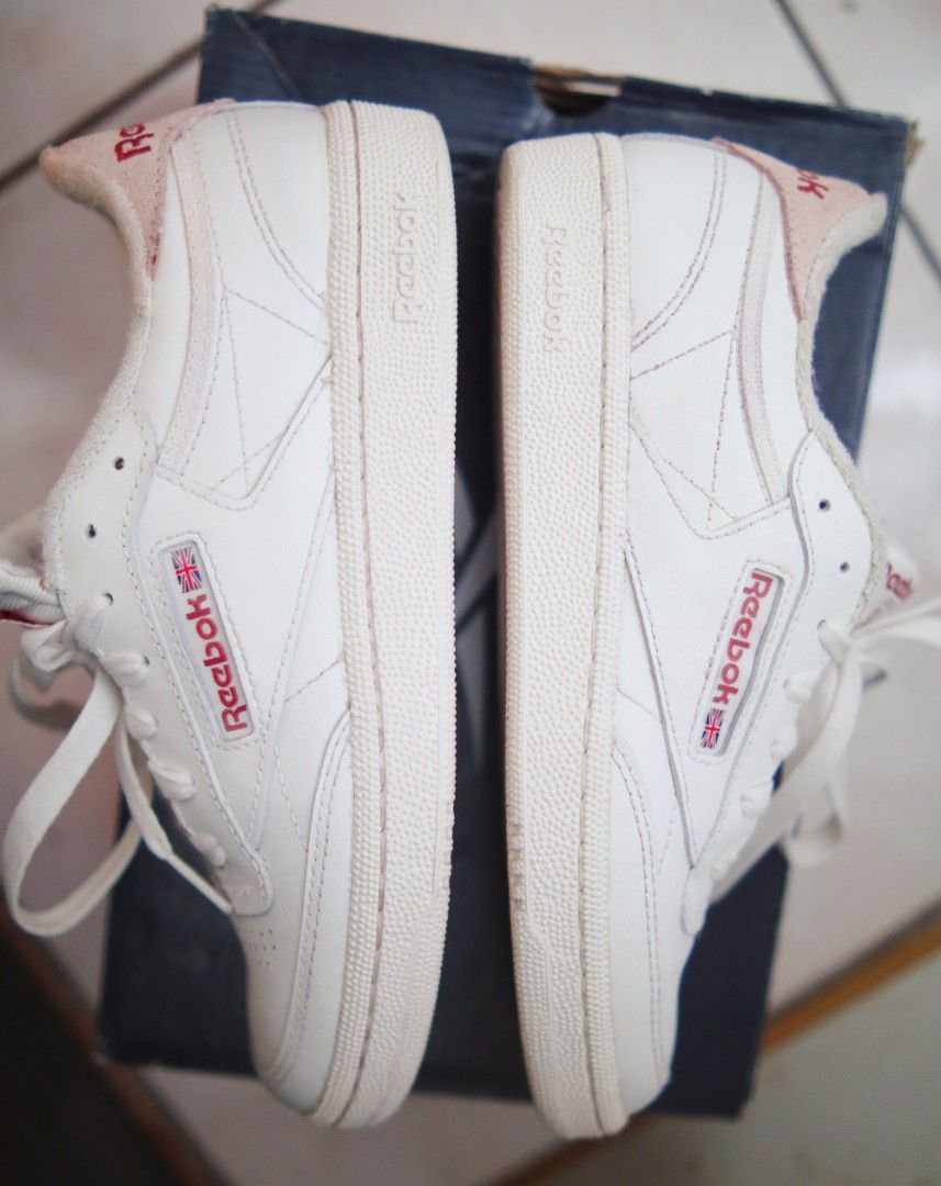Reebok Club C Pink (Category: Sneakers) located in Marikina City. Submitted by iamnicolefaller (Listing ID 1469427632, Image 3). Description: Reebok Club C in Pink Original Bought at Sneakyard (🟠app) Size 6.5, UK4, 23.5cm Selling for Php1499 Originally bought for 3.2k+ With box pa. May socks stains sa may soles (due to black socks used) Good as new pa. RFS: Not using anymore Mop: BPI, Gcash Shipping via Lala, Grab, J&T 📍Marikina City No meetups