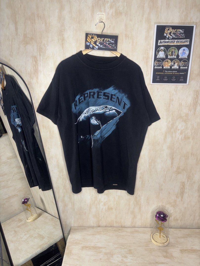 REPRESENT SHARK SHIRT (Category: Tshirts & Polo Shirts ) located in Cabuyao City. Submitted by pormanation-thrift-store (Listing ID 1469470143, Image 1). Description: REPRESENT SHARK SHIRT Condition: LIKE NEW Color rate: 10/10 (PWEDE SA MASELAN) Size: LARGE Dimes: 25”Wx30”L Issue: NONE✅ Price: 1000.
