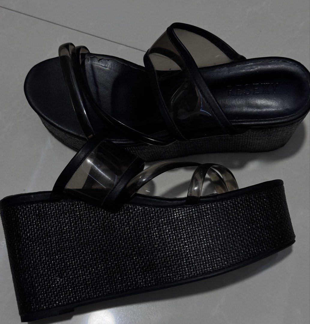 RESEXY Platform Wedge Sandals (Category: Wedges) located in Manila. Submitted by 444sky (Listing ID 1469549806, Image 1). Description: size 37.