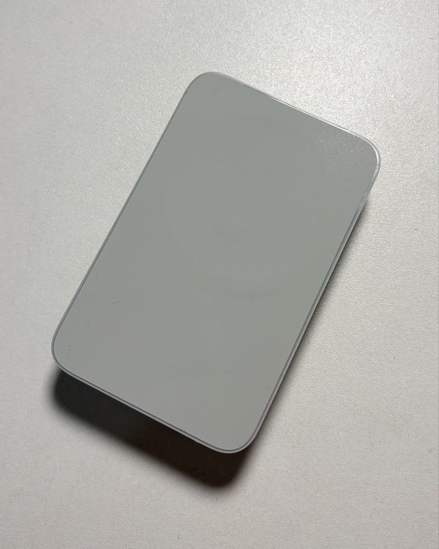 Authentic Grey Rhode Snap-On Lip Case (Category: Cases & Sleeves) located in Las Pinas. Submitted by jiakived (Listing ID 1469531602, Image 3). Description: - AUTHENTIC - NEVER BEEN USED - rfs: this is just an extra - bought from justskinstore on orange app - last price posted - NO RETURN/REFUND - mop: gcash/maribank - mod: jnt (STRICTLY NO COD).