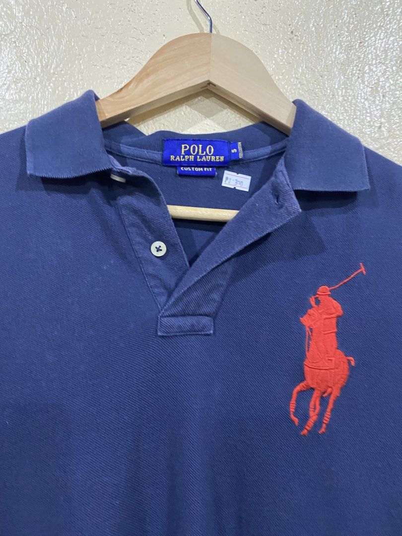 Rl poloshirt (Category: Tshirts & Polo Shirts ) located in Calapan. Submitted by mnlhabithrift23 (Listing ID 1469516469, Image 2). Description: Width : 19 Length : 26 Color rate : 8/10 Issue : collar fade color may change due to lighting.