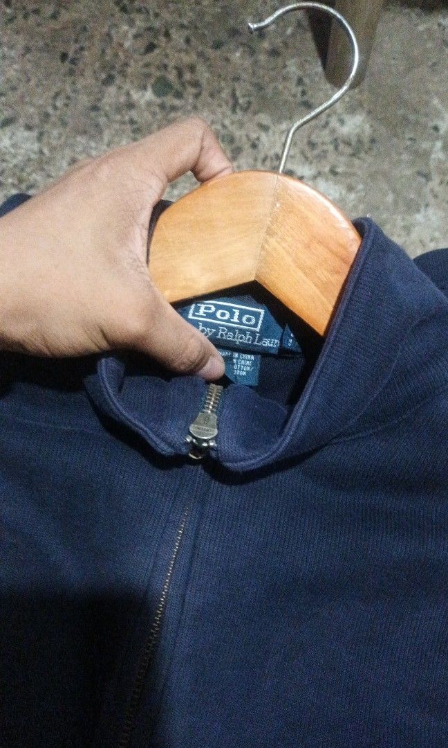 RL QZIP (Category: Coats, Jackets and Outerwear) located in Caloocan City. Submitted by paulchristian_rewear.05 (Listing ID 1469457331, Image 2). Description: Sun fade issues.