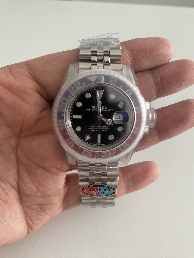 Rolex GMT-Master II Pepsi (Category: Luxury Watches) located in Quezon City. Submitted by traxor21 (Listing ID 1469449450, Image 1). Description: Brandnew Super C.