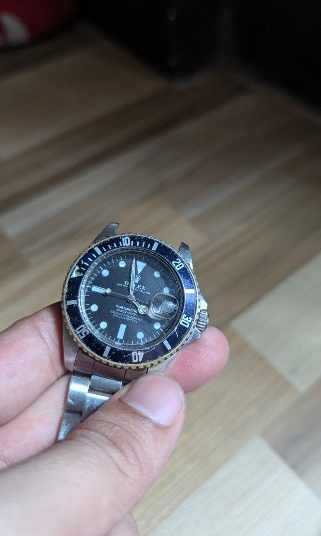 ROLEX WATCH AS IS (Category: Luxury Watches) located in Pasay City. Submitted by aatapparelshop (Listing ID 1469494354, Image 1). Description: As is nakuha lng po sa garage sale po dm 📩 running papo yan automatic.