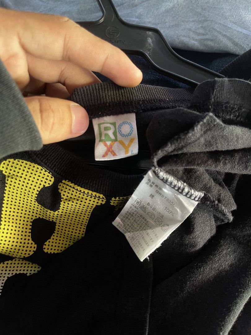 ROXY (Category: Shirts) located in Pasay City. Submitted by jam.tr1ft (Listing ID 1469474169, Image 3). Description: excellent condition.