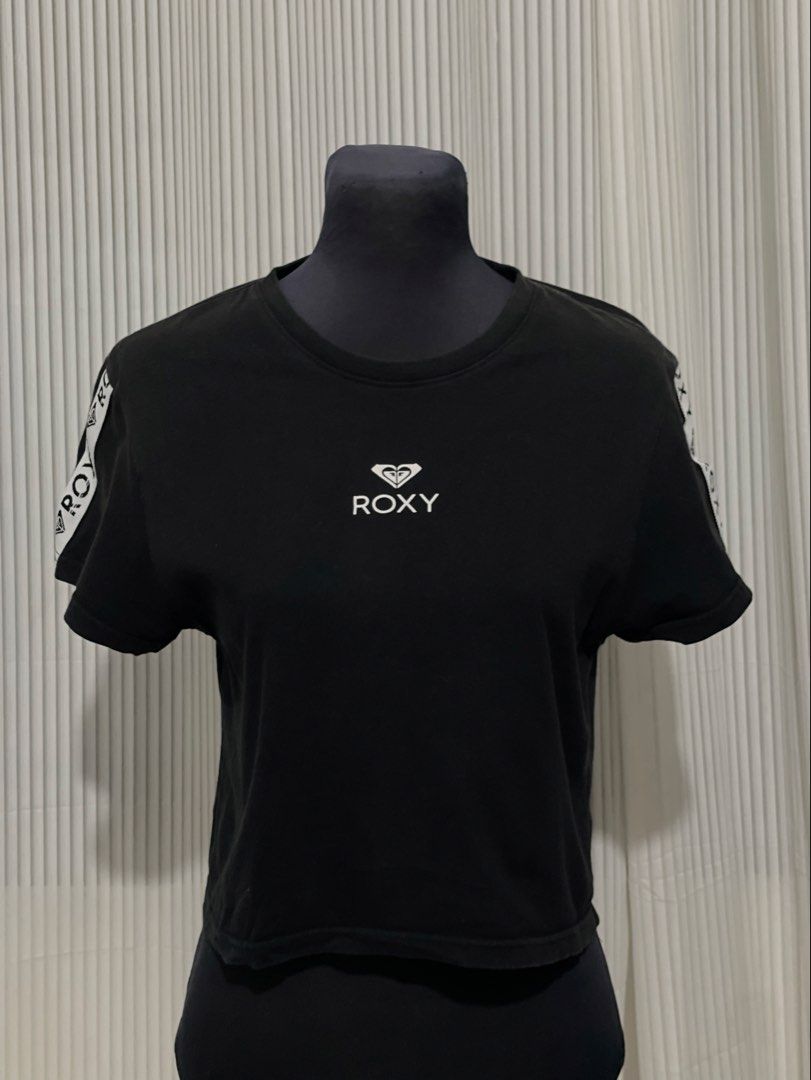 Roxy Black Boxy Shoulder Tape Design Top (Category: Shirts) located in Tuguegarao City. Submitted by ziggerryy (Listing ID 1469541450, Image 1). Description: No flaws. No holes. Fits S-M ‼️LAST PRICE ALREADY‼️.