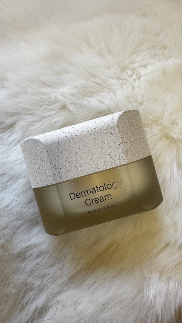 RUSH! ICD Dermatology Cream (Category: Face Care) located in Manila. Submitted by a_raine (Listing ID 1469394585, Image 2). Description: bought directly from ICD member Original price: ₱4,200 RFS: declutterring, di na nagagamit negotiable for sure buyer content is almost full very hydrating and smells very nice good for dark spots and clearing acne MOP: Gcash loc: marilao bulacan, sm manila.