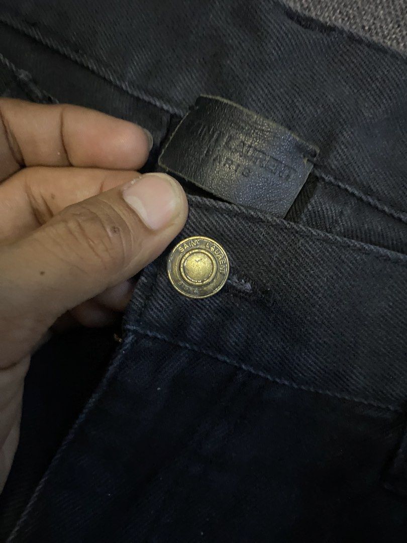 Saint lauren paris pants (Category: Luxury Apparel) located in Caloocan City. Submitted by luxurymurayta888 (Listing ID 1469472935, Image 2). Description: size 34.