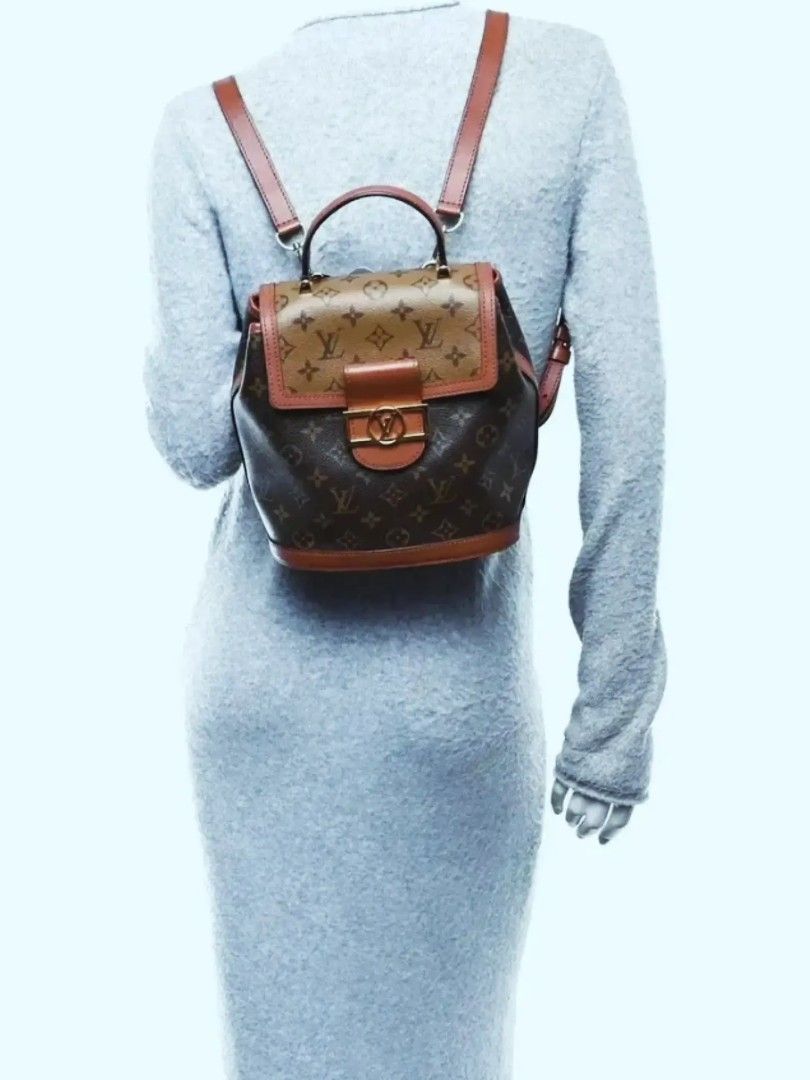 Sale! Louis Vuitton (Category: Shoulder Bags) located in Cabuyao City. Submitted by secondhand.shop.ph (Listing ID 1469556251, Image 2). Description: Sale❗️Sale❗️Sale❗️ ₱ 2,899 LV Preloved Medium Genuine leather 📌First to pay!.