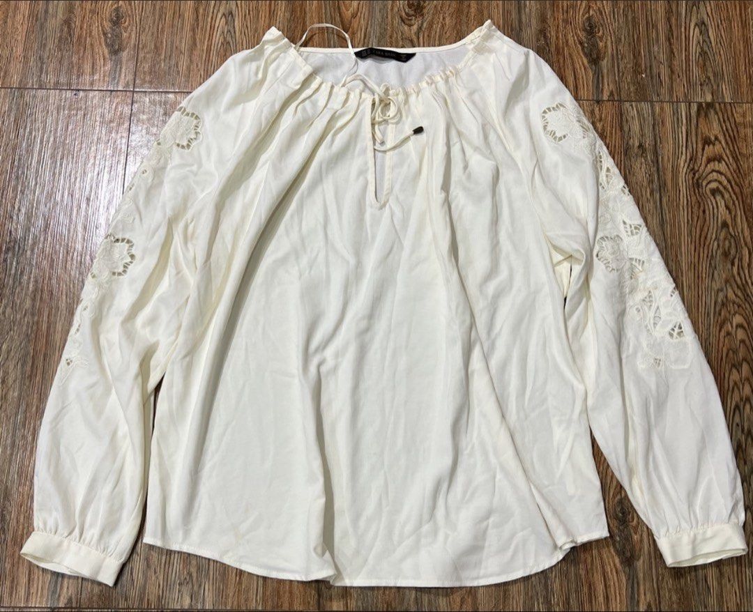 SALE‼️ZARA Top (Category: Blouses) located in San Jose del Monte. Submitted by senorita_wella (Listing ID 1469415127, Image 1). Description: .