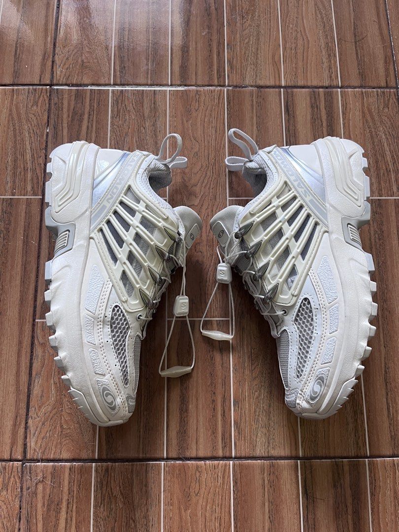 Salomon ACS Pro 'Vanilla Ice Lunar Rock' (Category: Sneakers) located in Dipolog. Submitted by v94pp2dmh799546 (Listing ID 1469470678, Image 1). Description: Salomon ACS Pro ‘Vanilla Ice Lunar Rock’ Euro 38 Cm 24 Php: ₱3800 free shipping Excellent condition No issues Loc: Mindanao.