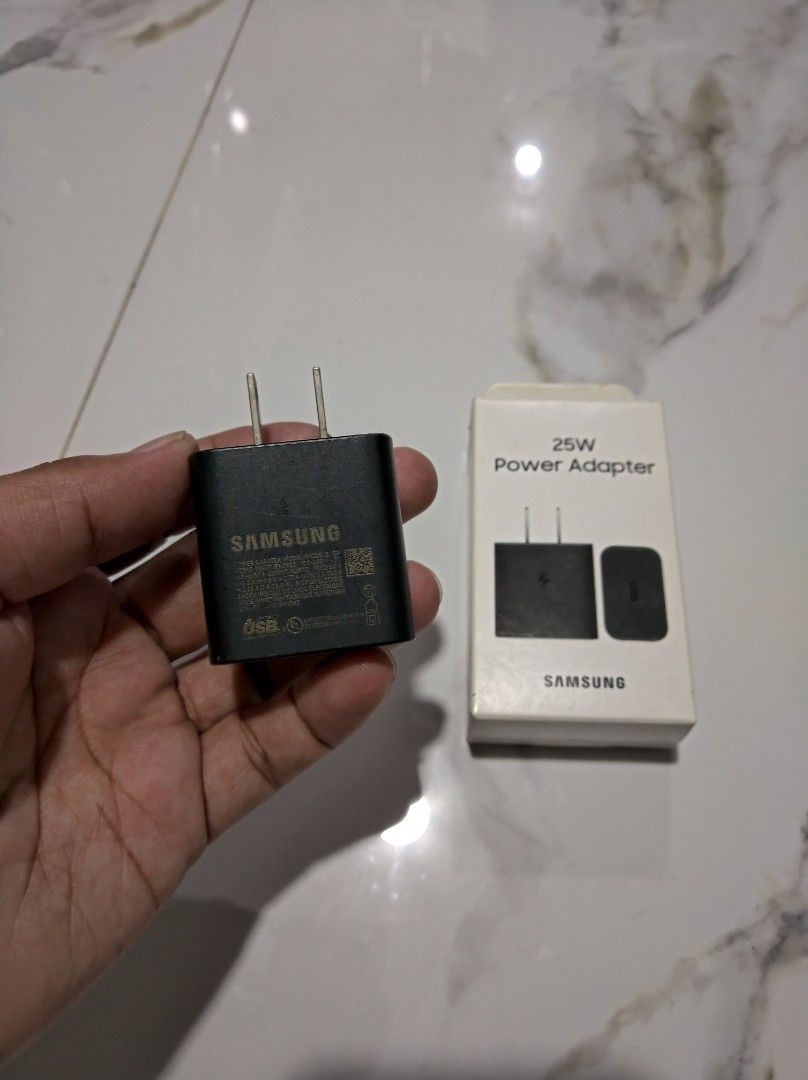 Samsung 25W Power Adapter (Category: Chargers & Cables) located in General Trias. Submitted by mervcorner (Listing ID 1469557635, Image 3). Description: Samsung 25W Power Adapter Original Super Fast Charging Comes with Box. Used for my already sold A15 5G model kaya wala na akong mapag gagamitan. RFS: Decluttering Item Location: General Trias, Cavite Delivery thru Lalamove (At Buyer's Expense) Contact 09918984245 if interested..
