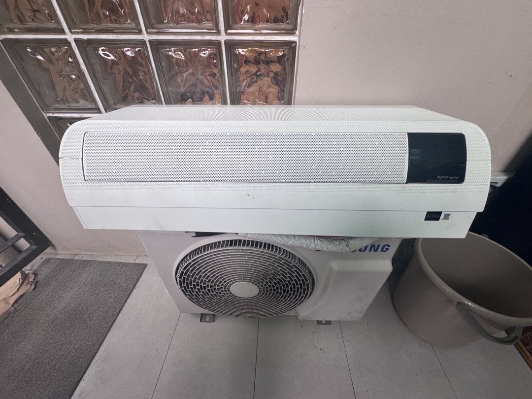 samsung and midea (Category: Other Home Appliances) located in Quezon City. Submitted by sylviasofia (Listing ID 1469406976, Image 2). Description: moving out sale.