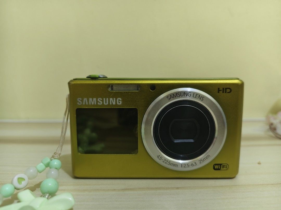 Samsung DV150F (GREEN) with 8gb Micro SD card (Category: Cameras) located in Masbate. Submitted by lightscam_action (Listing ID 1469395243, Image 2). Description: 🔖 P 2,999 (still negotiable) ✨ 16.2 effective megapixel 1/2.33-inch CCD sensor ✨ 5x optical zoom lens, 25–125mm equivalent focal length (F2.5 wide to F6.3 telephoto) ✨ Dual displays: • Rear: 2.7-inch TFT LCD (fixed) • Front: 1.5-inch front LCD for framing selfies ✨ working flash, red l