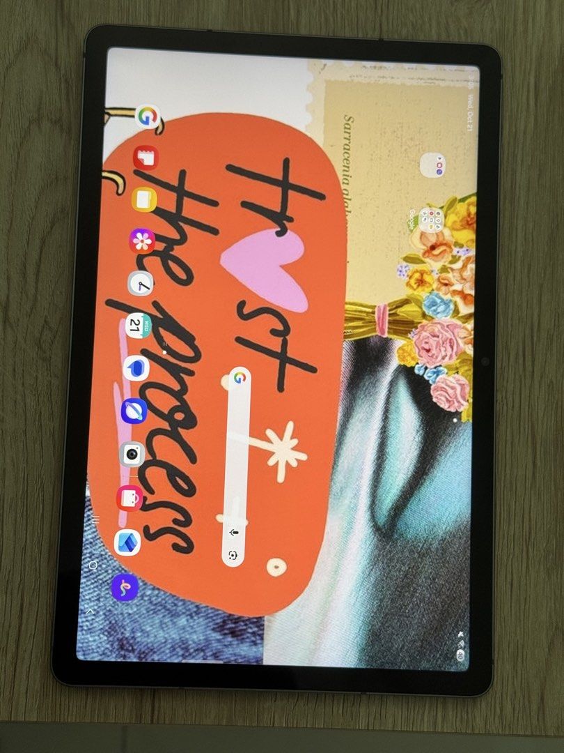 Samsung Galaxy Tablet S9 FE 128 gb / 6 gb (Category: Android) located in Quezon City. Submitted by abcdejesus86 (Listing ID 1469423580, Image 3). Description: Samsung galaxy tab s9 FE Model name: SM-X510 Serial number: R52XB0BGE6K Display: 10.9” Weight: 524g Battery capacity 8000 mAh (current: 7760mAh) Camera: Rear Camera Resolution 8.0 MP Front Camera Resolution 12.0 MO Variant: 5g Storage 128gb/ Memory 6gb With S pen No charger With box, sim ke