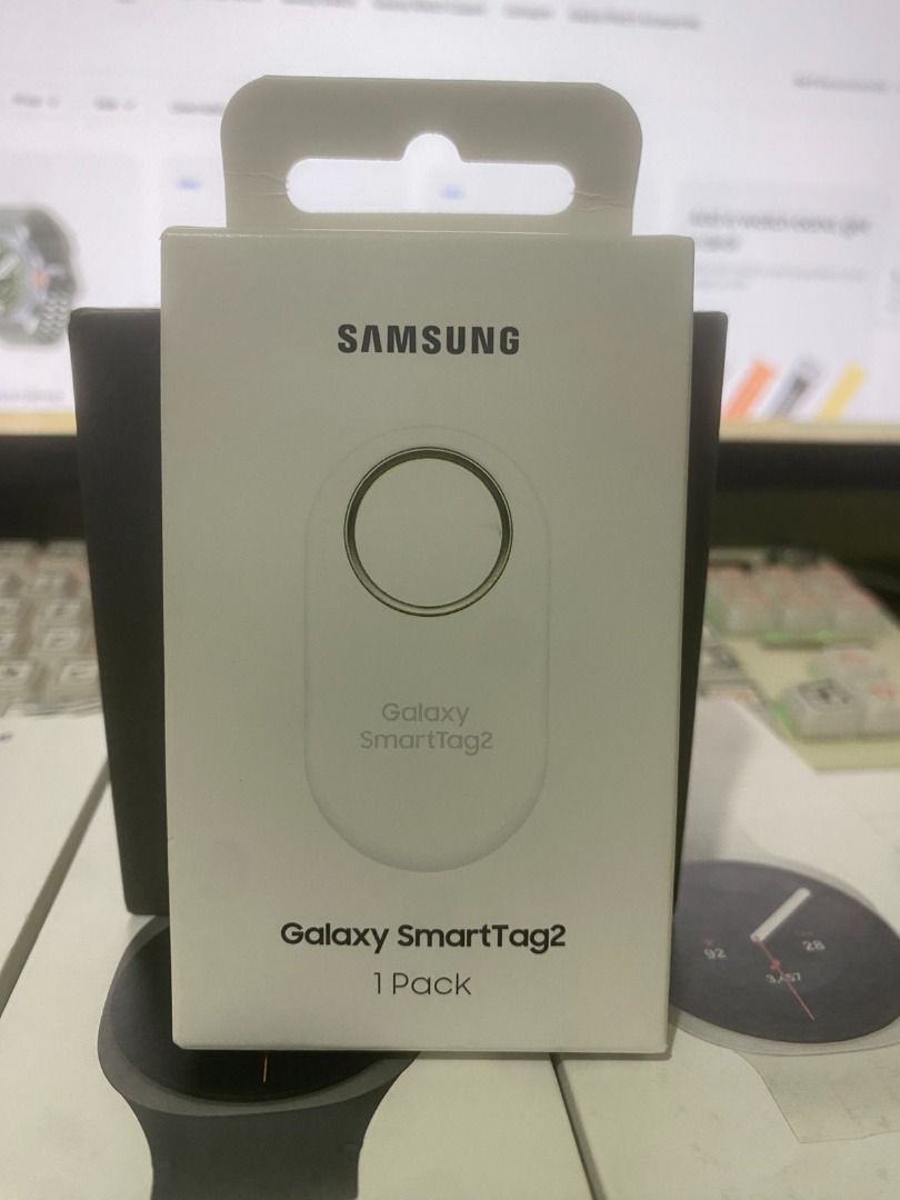 Samsung Galaxy Watch 8 44mm (Category: Wearables & Smart Watches) located in Manila. Submitted by cygarcia1993 (Listing ID 1469530537, Image 3). Description: - Brand new authentic Samsung items in original boxes - Samsung Galaxy Watch 8 (44mm size, sleek modern design) - Samsung Galaxy Buds4 Pro wireless earbuds with charging cases - Samsung 45W Power Adapter (Low Standby) - Samsung Galaxy SmartTag2 (1 Pack) for easy tracking.