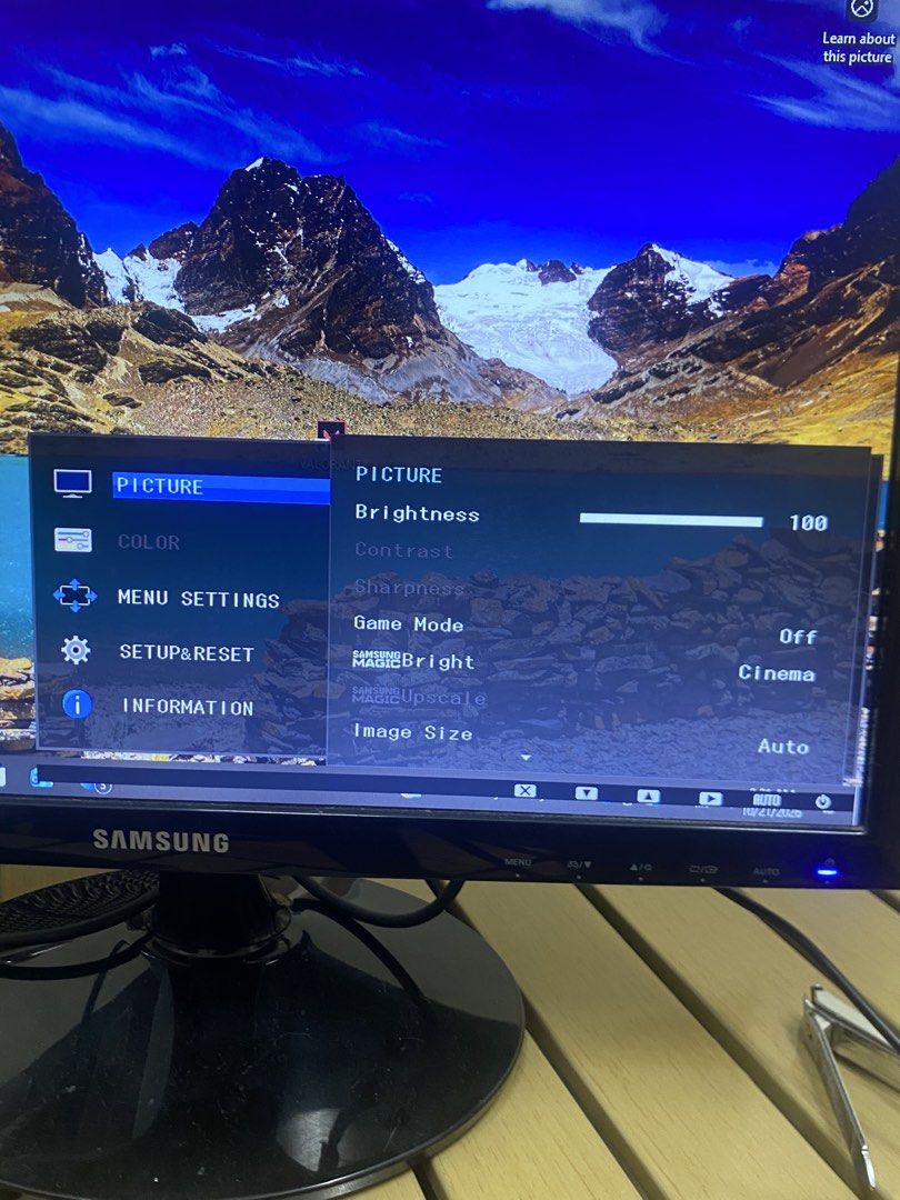 SAMSUNG MONITOR (Category: Desktops) located in Santa Rosa. Submitted by wayn_ (Listing ID 1469484411, Image 2). Description: Samsung Monitor S19D300NY 18.5” 60Hz VGA Port with free RGB in to HDMI HD CABLE plus adapter.
