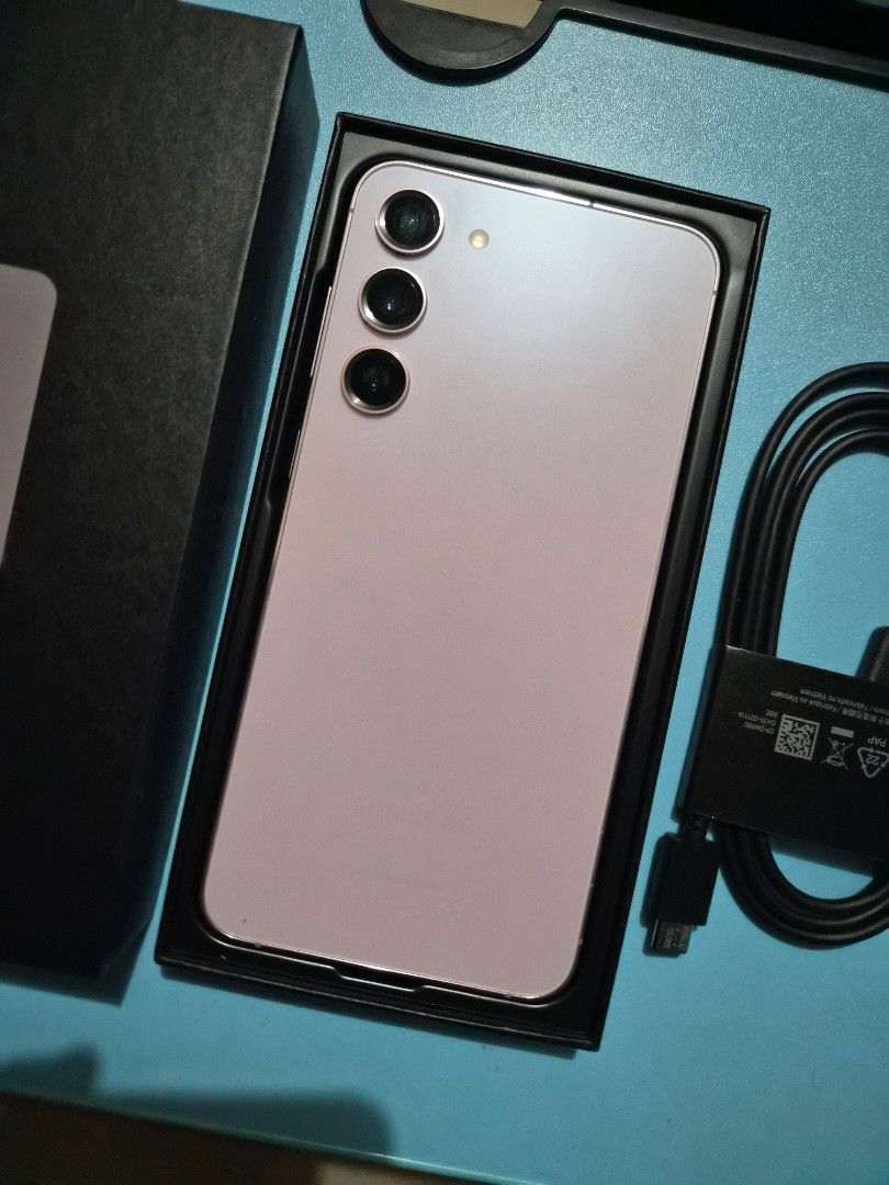 Samsung S23 Plus - 256gb Lavender (Category: Samsung) located in Tuguegarao City. Submitted by erika_ja (Listing ID 1469405735, Image 2). Description: Samsung S23 Plus 5g 256gb Lavender - complete set (with box, cable charger, and sim ejector) - no issue, no dents or scratch - almost new, ntc approved can ship via lbc cod or cop downpayment required atleast 2k willing to message / vidcall thru vber or fɓ.