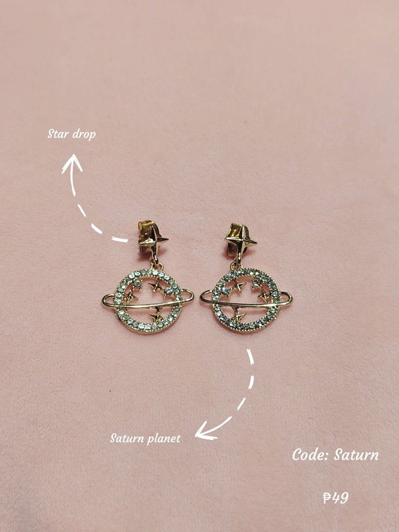 saturn earrings 🪐 (Category: Earrings) located in Hermosa. Submitted by lcvelycath (Listing ID 1469533677, Image 1). Description: .