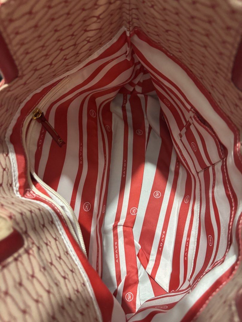 Savoy Red Monogram Tote Bag with Tag (Category: Tote Bags) located in Imus. Submitted by budolfindsimus (Listing ID 1469498310, Image 3). Description: ❤️ SAVOY JAPAN MONOGRAM TOTE BAG - WITH TAG PA! ₱700 ONLY ❤️ Rare find! With tag pa at super linis ng loob - parang hindi nagamit! 😍 DETAILS: Brand: SAVOY from Japan 🇯🇵 Yes sis, VINTAGE na sya (80’s - 90’s Japan brand) - sikat na sikat to sa Japan before! Material: Signature Monogram Canvas + Ge