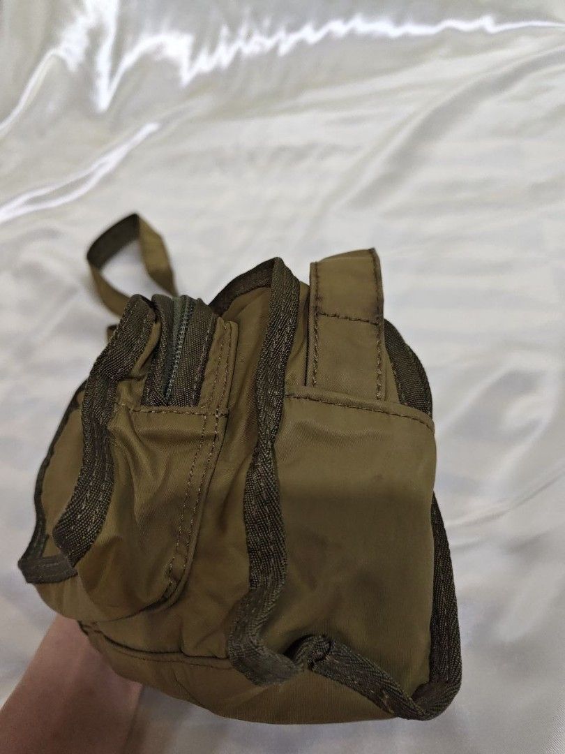 SAZABI SMALL SLING 6/6" (Category: Cross-body Bags) located in Gamu. Submitted by 2022bagsbunny (Listing ID 1469400839, Image 2). Description: .