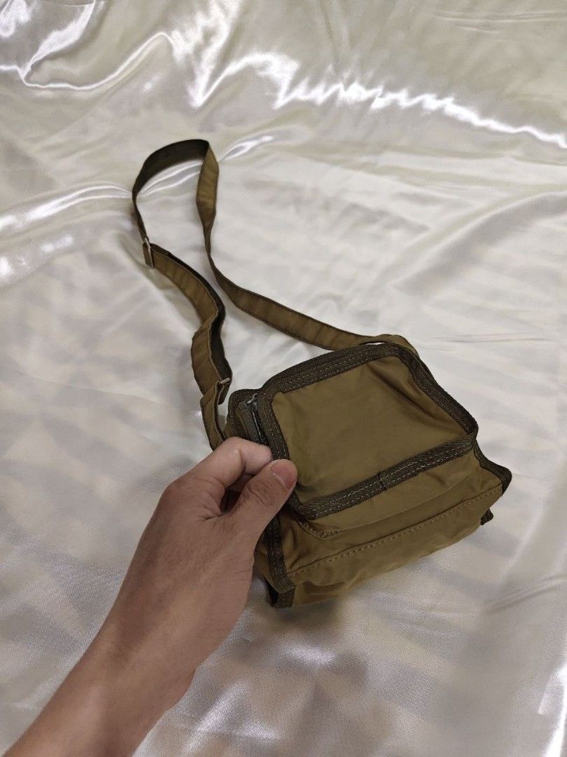 SAZABI SMALL SLING 6/6" (Category: Cross-body Bags) located in Gamu. Submitted by 2022bagsbunny (Listing ID 1469400839, Image 3). Description: .