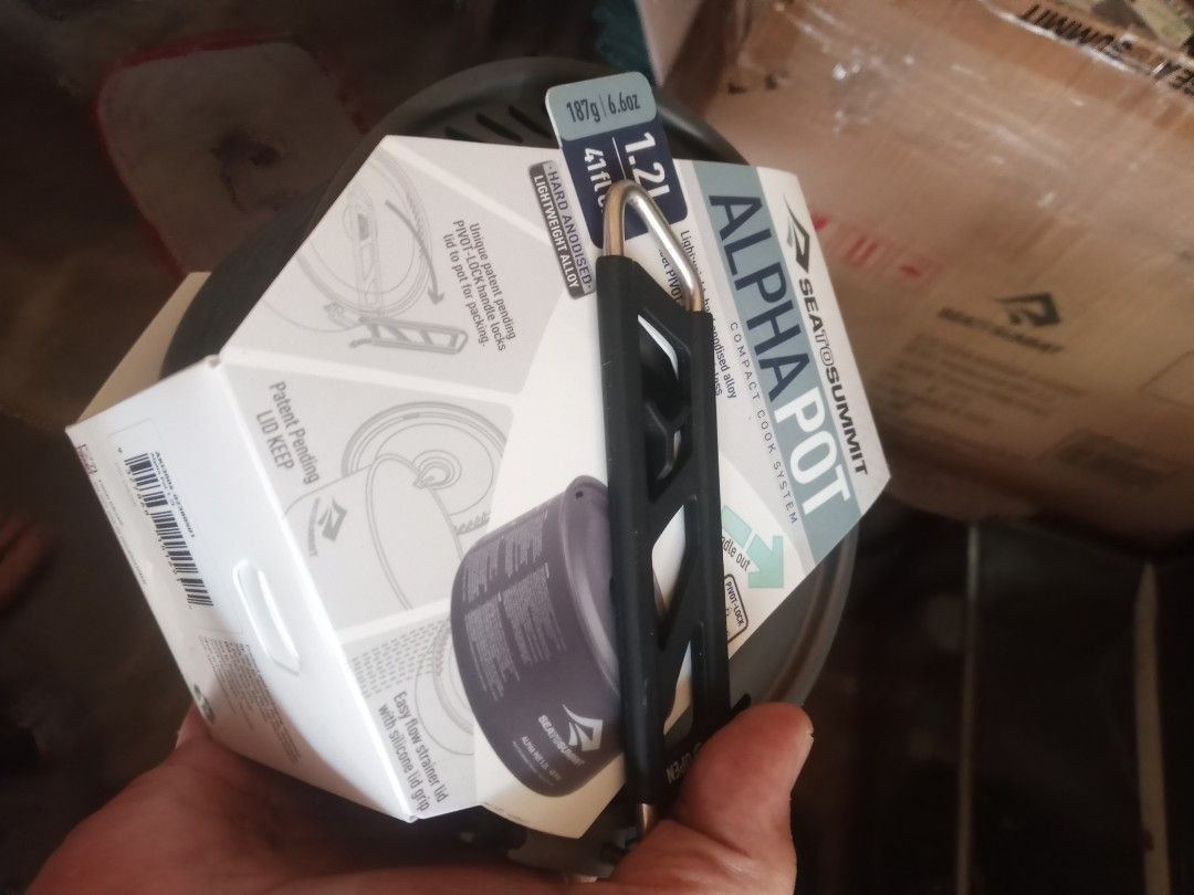 Sea to summit Camping Cookware. (Category: Hiking & Camping) located in Dasmarinas. Submitted by francoprancisco (Listing ID 1469458233, Image 3). Description: Sea to summit Camping Cookware. 2 Pots. 2 bowls/2 coffe mugs with holder 1 wipe cloth. bnew 1,500 plus sfee.