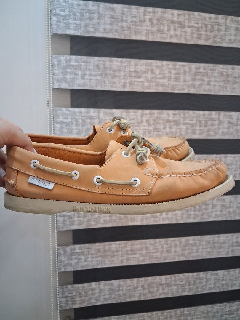 SEBAGO LOAFERS MONEY BACK US 9 (Category: Loafers) located in Binan City. Submitted by chloedvoutletshoppe (Listing ID 1469497524, Image 2). Description: ✔️ All items are 100% authentic ✔️ Money-back guarantee for authenticity 💳 Mode of Payment (MOP): • GCash • Bank Transfer 📦 Shipping Fee (SF): • Via LBC / Lalamove • Shouldered by buyer 🚫 All sales are final • No return, no exchange • Exceptions apply only for items with proven damage 🔍 Rest