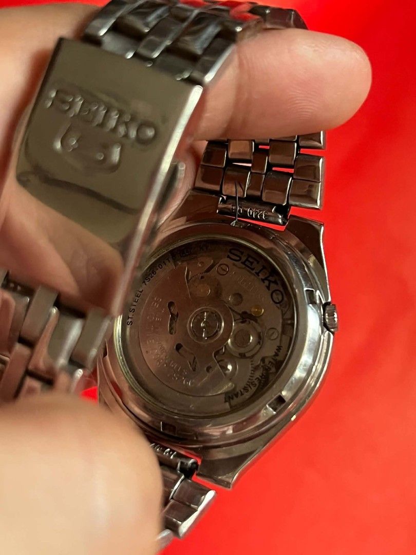 Seiko 5 Automatic (7s26-01T0) (Category: Men's Watches) located in Manila. Submitted by joshuaaarongarcia (Listing ID 1469565712, Image 2). Description: Ref. [7s26-01T0] Movement: Automatic 7S26 Movement Case size: 37mm Lug Width: 19mm Original Seiko Bracelet.