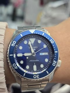(Category: ) located in . Submitted by mluxeph (Listing ID 1469470819, Image 1). Description: .