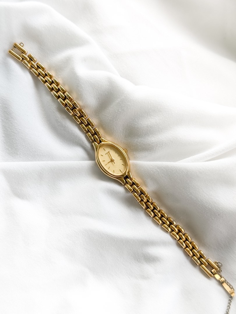 Golden Mini Notebook Seiko Mini Oval Watch in Gold, Women's Fashion, Watches & Accessories ...