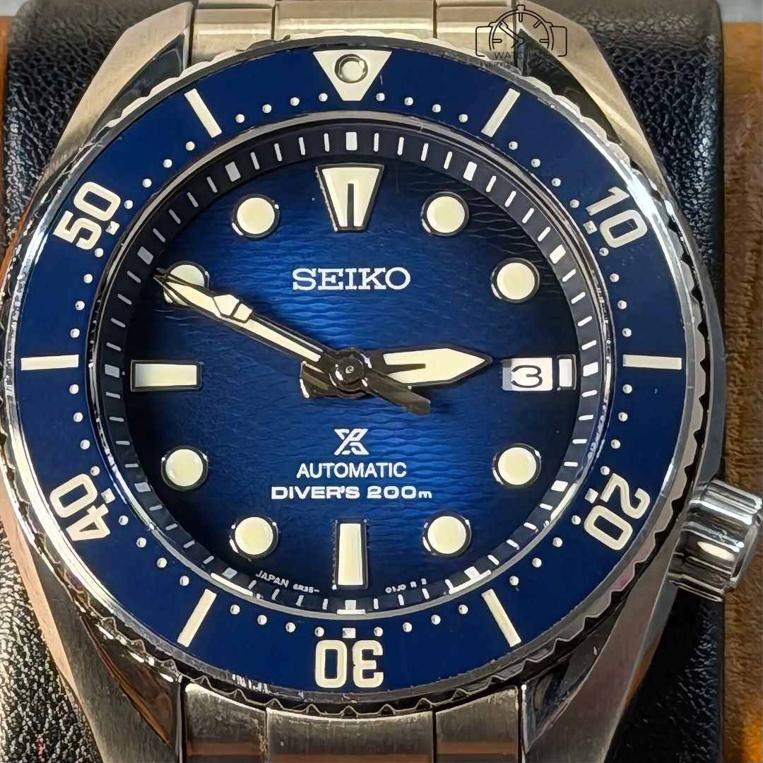 SEIKO SPB321 - king sumo (Category: Luxury Watches) located in Manila. Submitted by watchme_everydaytimepieces (Listing ID 1469544656, Image 2). Description: SEIKO SPB321 - king sumo FOR SALE/TRADE SRP 75,170 ❌ ASKING 39,990 ✅ Diameter: 45 mm Caliber Number: 6R35 Movement Type: Automatic with manual winding Crystal: Sapphire crystal Case Material: Stainless steel (super hard coating) Power Reserve: Approx. 70 hours Water Resistance: 200m / 660ft 