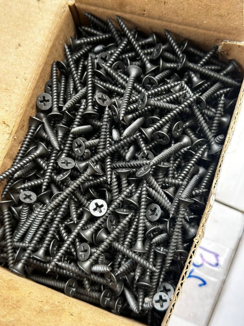 Self drilling black Screw Size: 1" (Category: Everything Else Others) located in Manila. Submitted by 09171479278_elsie. (Listing ID 1469400846, Image 1). Description: Self drilling black Screw Size: 1".