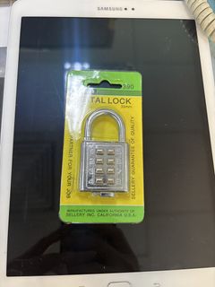 （分類：）位於 。 由 helloeveryone123456 提交（商品編號 1469440301，圖片 1）。簡介： 。
