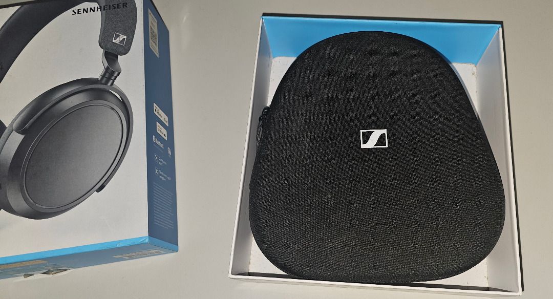 Sennheiser Momentum 4 (Category: Headphones & Headsets) located in Quezon City. Submitted by jeddizon21 (Listing ID 1469489344, Image 2). Description: For Sale: Sennheiser Momentum 4 Wireless Price: Php 9,000 Location: Quezon City (SM North, Trinoma, SM Cubao, Gateway) -For authenticity, verifiable via Sennheiser app. -DOP: Oct 2024, bought at Egghead Shangri-la (No more receipt) -Smooth, no torn leather on the pads. -Still good as new, rarely us