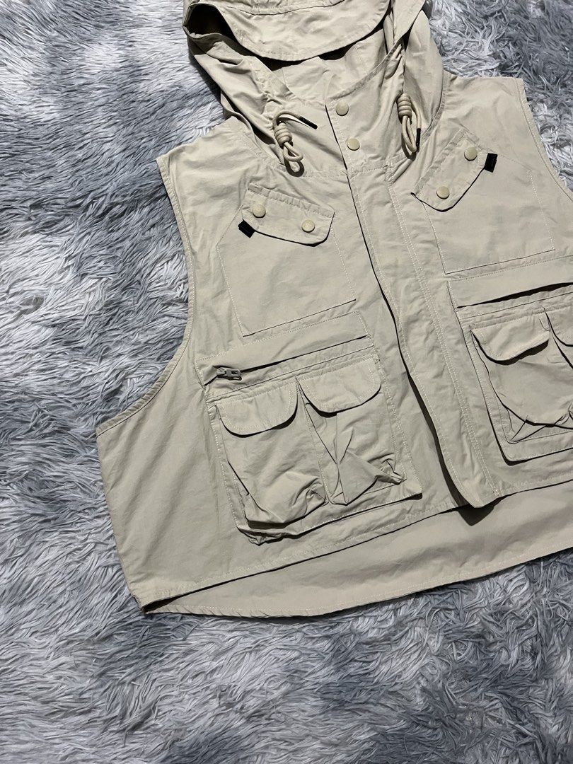 Sense Utility Vest (Category: Vests) located in Sasmuan (Sexmoan). Submitted by winterclothes.ph (Listing ID 1469571847, Image 3). Description: Sense Utility Vest 2 on tag Width 27 Length 18.5 b20 Excellent Condition.