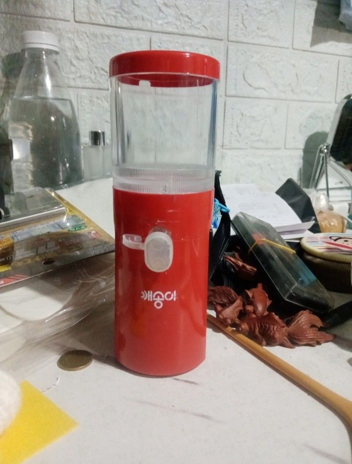 Sesame grinder (Category: Home Improvement Tools & Accessories) located in Caloocan City. Submitted by highlanderstore (Listing ID 1469556310, Image 1). Description: Batt operated Working.