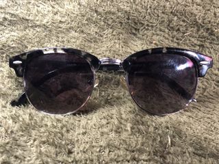 (Category: ) located in . Submitted by elegandeur.2ndchances (Listing ID 1469441369, Image 1). Description: .