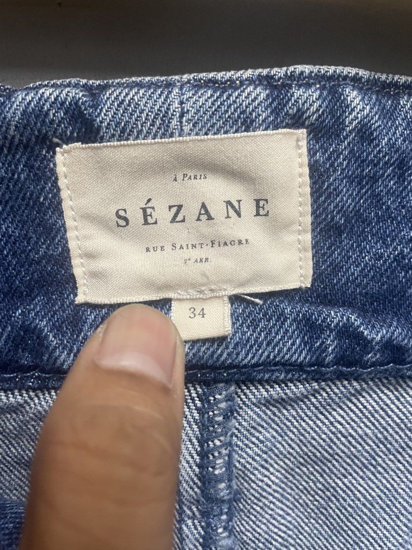 SEZANE (Category: Jeans) located in Dasmarinas. Submitted by jessputrages (Listing ID 1469492212, Image 3). Description: For sale Sezane Excellent condition No issue 1800 plus shipping fee Pm for more details.