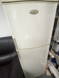 SHARP 聲寶 SJ-BR13D-S 雙門雪櫃, 家庭電器, 廚房電器, 雪櫃及冰櫃 - Carousell