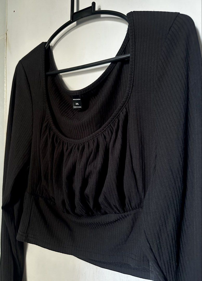 Shein 2xl black ribbed ruched bust croptop (Category: Longsleeves) located in Cavite. Submitted by chicfinds.slay (Listing ID 1469571364, Image 1). Description: ✨ best fit l-2xl body frame ✨never used nastock lang sa closet.