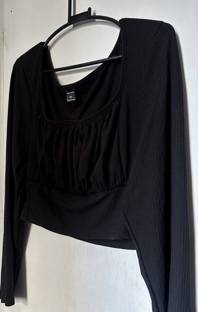 Shein 2xl black ribbed ruched bust croptop (Category: Longsleeves) located in Cavite. Submitted by chicfinds.slay (Listing ID 1469571364, Image 3). Description: ✨ best fit l-2xl body frame ✨never used nastock lang sa closet.