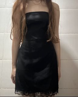 (Category: ) located in . Submitted by prettytrendsboutique (Listing ID 1469433270, Image 1). Description: .