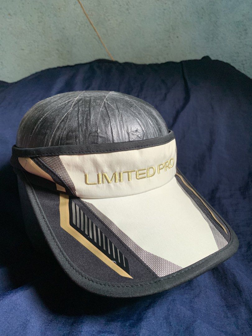 Shimano Limited Pro Gore Windstopper Visor (Category: Caps & Hats) located in Manila. Submitted by silverbear_a65902 (Listing ID 1469398823, Image 1). Description: - Brand: Shimano Limited Pro - Color: Black and white with gold embroidered branding - Material: Gore Windstopper fabric for ultimate outdoor protection - Closure: Adjustable velcro strap for a custom fit - Condition: Very Good - Ideal for: Fishing, hiking, and outdoor sports, BIKING S