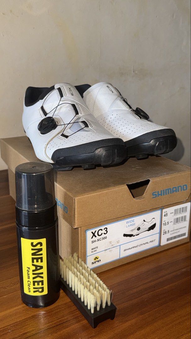Shimano XC300 - Size 45 (Category: Bicycles) located in Manila. Submitted by epicocean.5dba0f (Listing ID 1469472094, Image 1). Description: PTPA Shimano XC3 MTB Cleats- Size 45 (10.5 US) Price: 3,500 Php slightly negotiable - For Sale Only PM if interested 📩 Color:White Size:45 (10.5 US) Wide Large - W/ Shoe Box - W/ Free Sneaker Foam Clean Condition: Used Like New - Very good condition - No signs of heel drag (Hindi pudpod) - No signs of wear 
