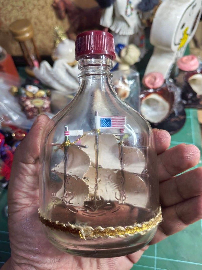 Ship in a Bottle (Category: Other Home Decor) located in Cebu City. Submitted by dudes_villanueva (Listing ID 1469433803, Image 3). Description: Ship in a Bottle Made In Japan 📌 In excellent condition. L3xW2xH5 in.