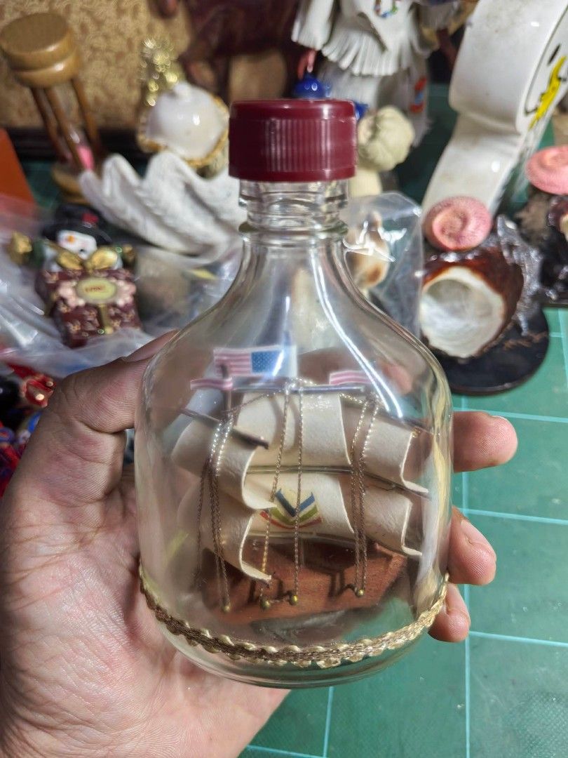 Ship in a Bottle (Category: Other Home Decor) located in Cebu City. Submitted by dudes_villanueva (Listing ID 1469433803, Image 2). Description: Ship in a Bottle Made In Japan 📌 In excellent condition. L3xW2xH5 in.