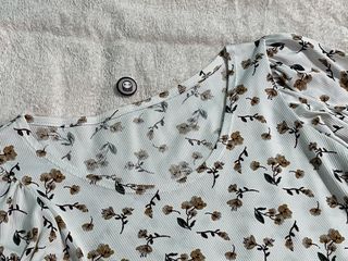 (Category: ) located in . Submitted by preloved.to.newlove (Listing ID 1469431402, Image 1). Description: .
