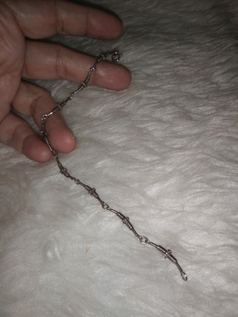 Silver 925 intricate design bracelet (Category: Bracelets) located in Quezon City. Submitted by eidorableshop (Listing ID 1469408648, Image 1). Description: .